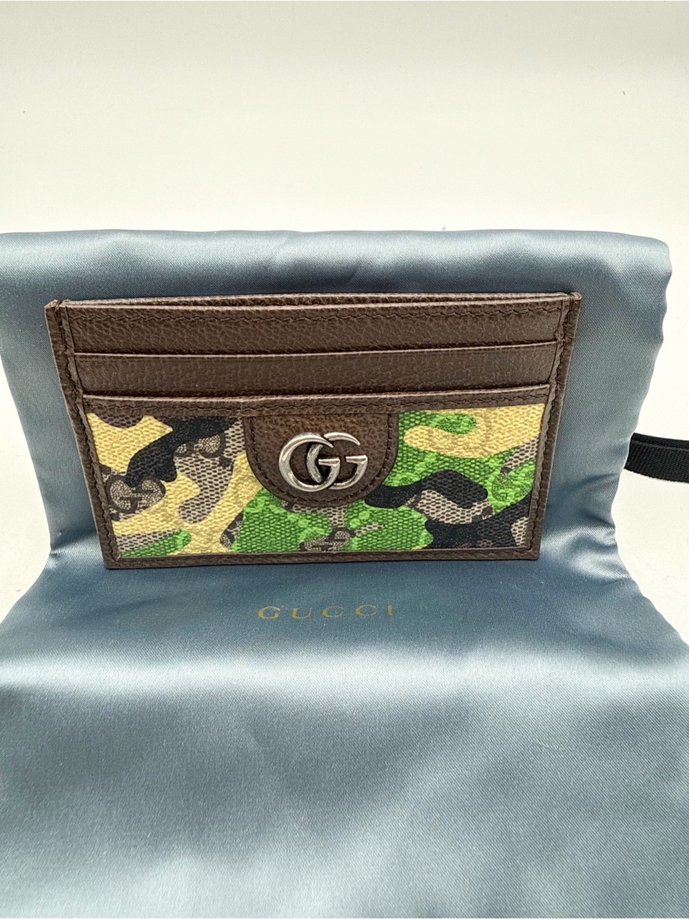 NEW Gucci GG camouflage cardholder